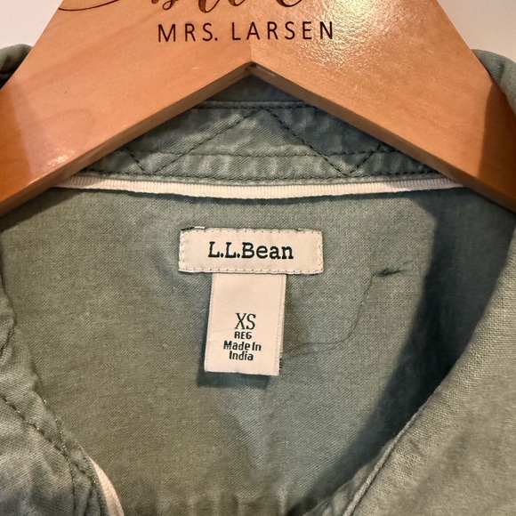 LL Bean button down shirt - Picture 2 of 5